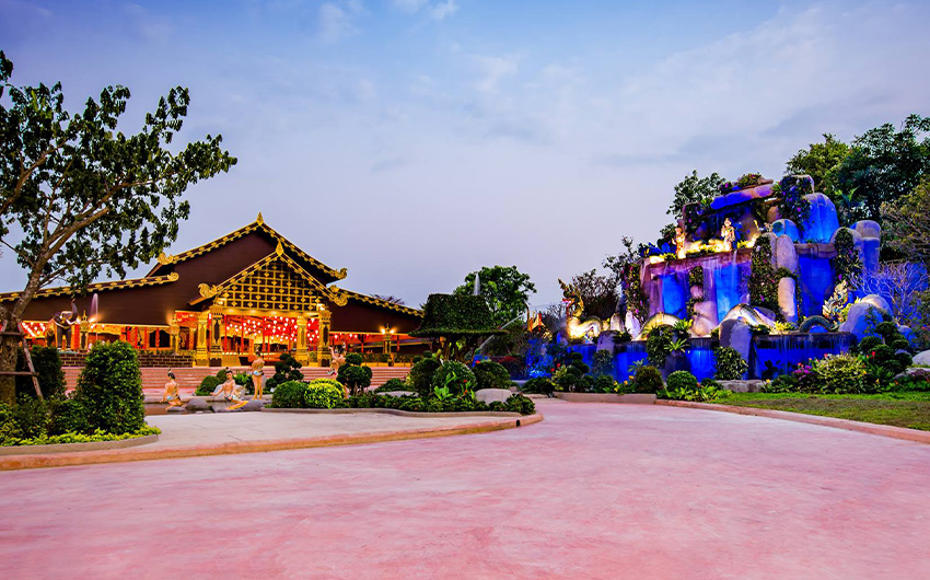 爽泰渡假莊園
